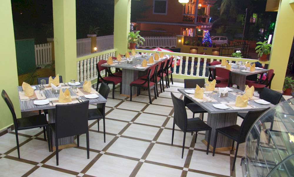 Rbr Suites Calangute Buitenkant foto