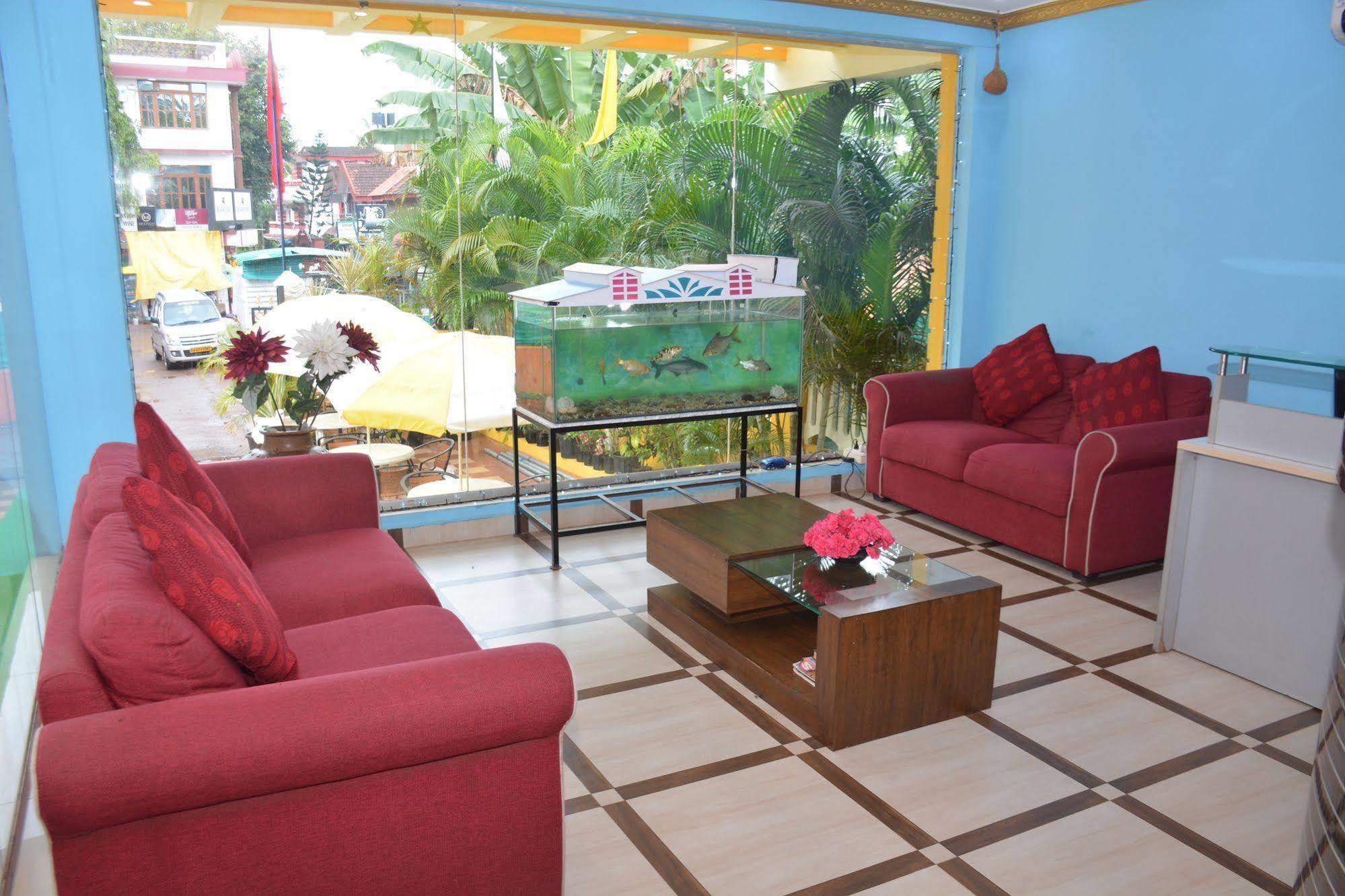 Rbr Suites Calangute Buitenkant foto